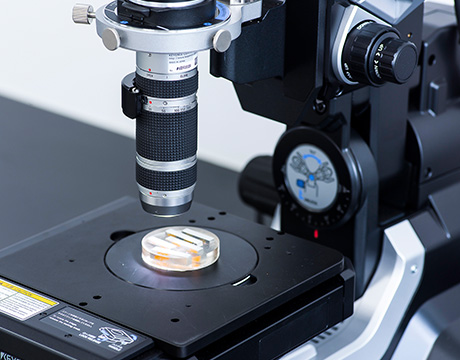 KEYENCE Microscope
